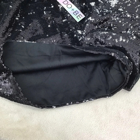 DO + BE Women’s Sequined High Rise Elastic Waist Shorts Party Disco NWT Size L - Picture 5 of 7